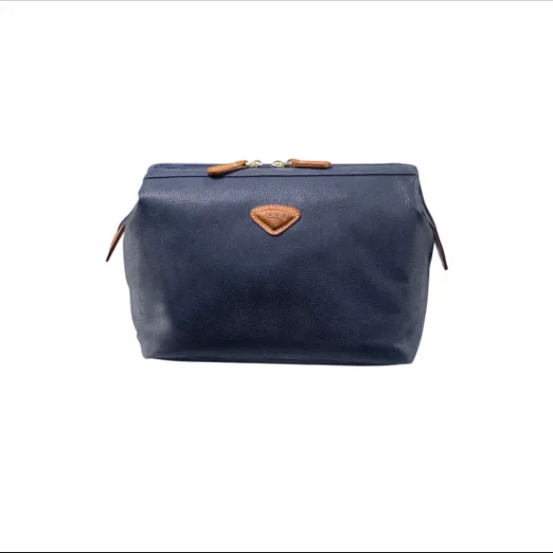 Shop Trousse De Toilette Squarmouth Uppasala Trousses De Toilette